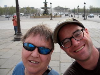 Paul & Mom @ Place Concorde w Madeleine